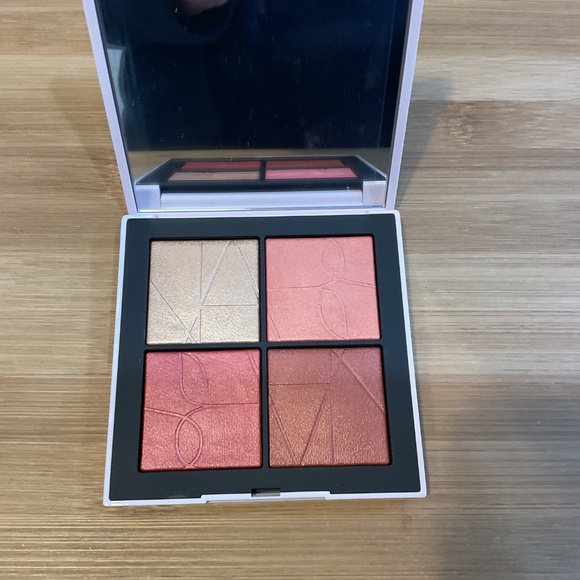 NARS ~Orgasm Four Play Blush Quad - Picture 2 of 4